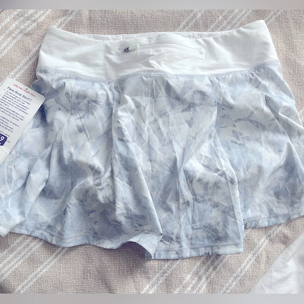 Lululemon Womens Pace Rival Skirt Size 6
